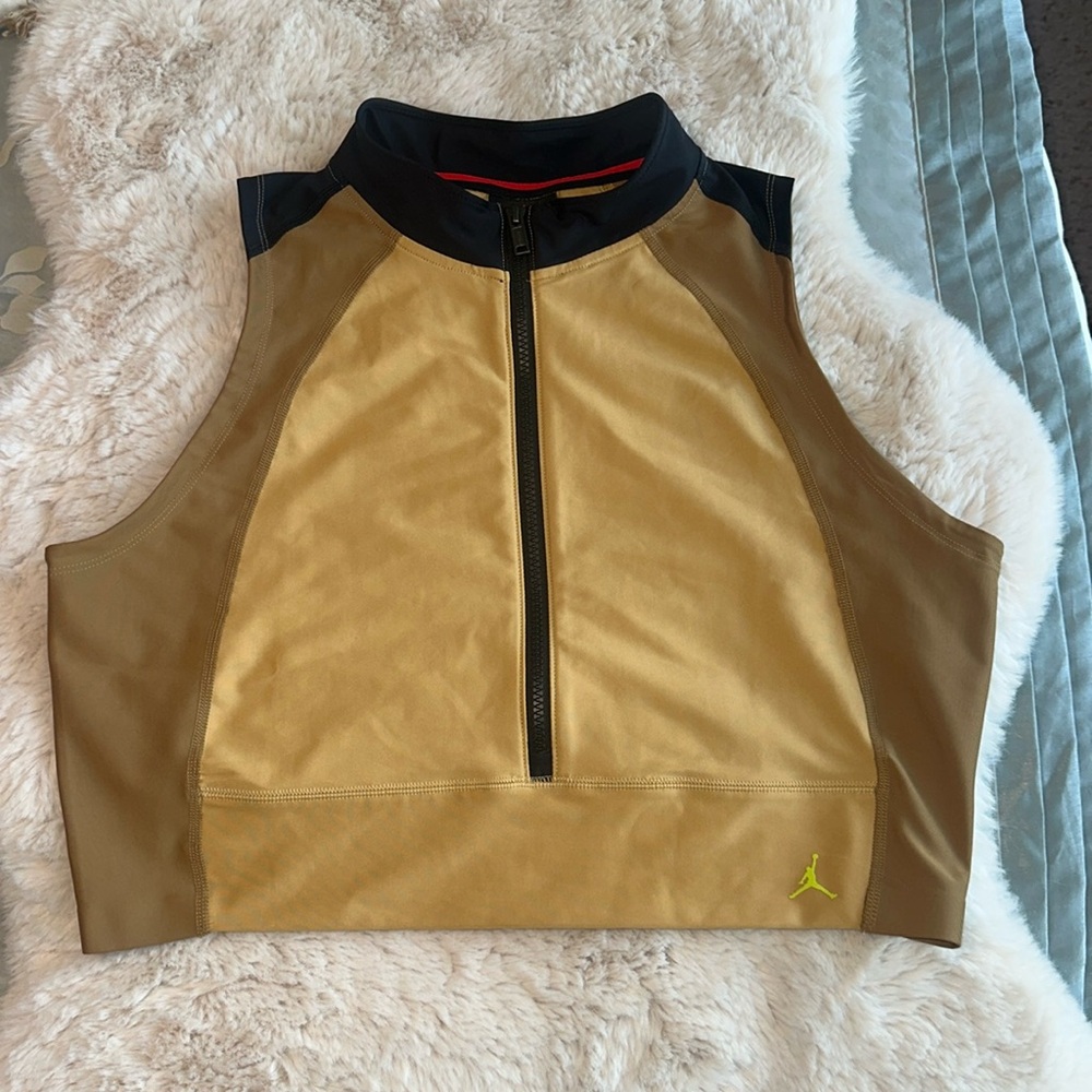 Air Jordan Crop Top